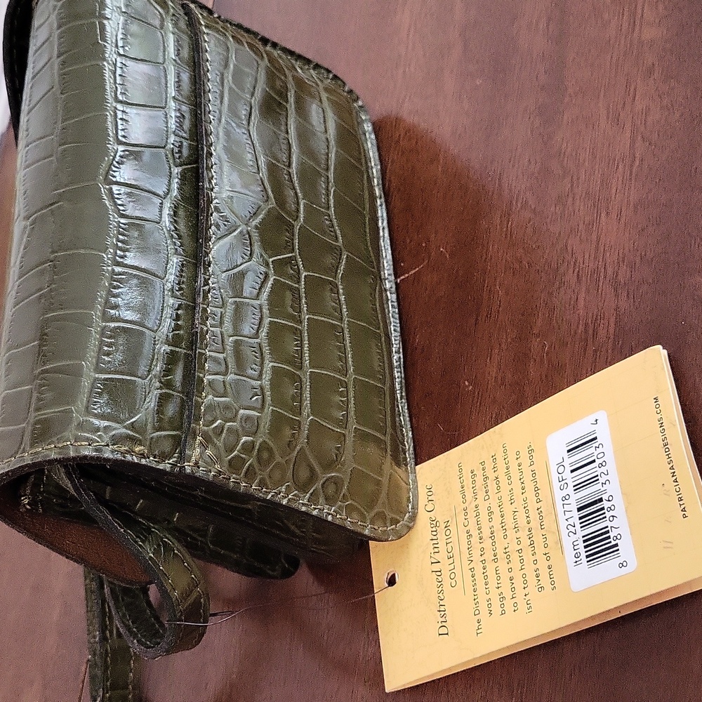 Cross Body Purse Croc Embossed small cross body bag BNWT